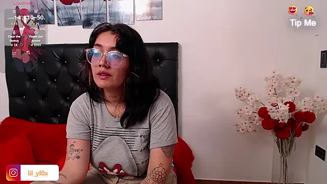 lily f00x online show from 11-03-25, 12:42