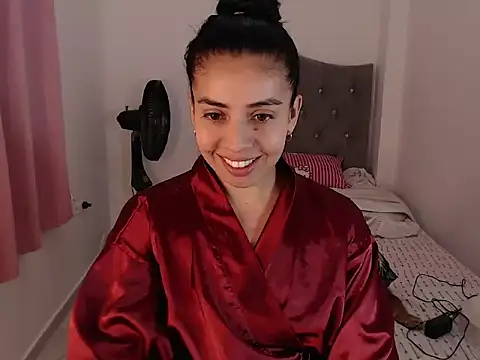 anngela01 online show from 10-30-25, 08:50