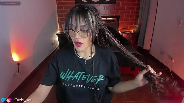 Snapshot of Scarlett_Vela13 chatting on 02-21-26, 11:51 Scarlett Vela13 online show from 02-21-26, 11:51