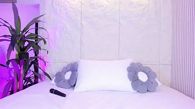 AnahinClar online show from 04-04-26, 12:12