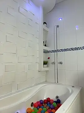 AnahinClar online show from 12-13-25, 08:04