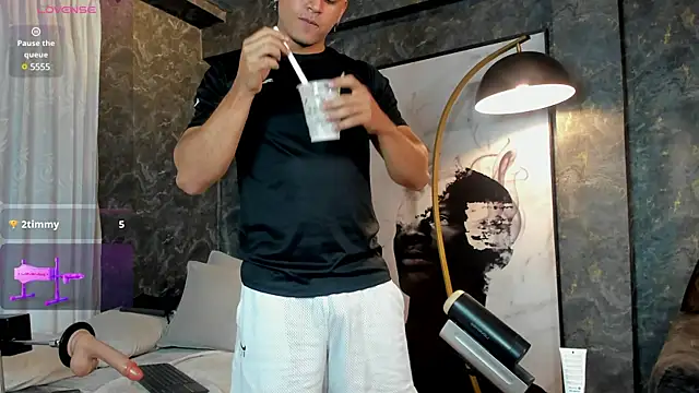 Snapshot of Alex_towers chatting on 01-16-25, 10:02 Alex towers online show from 01-16-25, 10:02