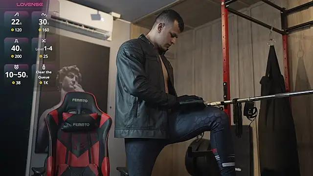 Snapshot of Alex_towers chatting on 12-30-24, 10:12 Alex towers online show from 12-30-24, 10:12