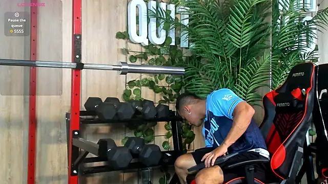 Snapshot of Alex_towers chatting on 01-02-25, 02:22 Alex towers online show from 01-02-25, 02:22