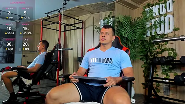 Snapshot of Alex_towers chatting on 01-04-25, 07:34 Alex towers online show from 01-04-25, 07:34