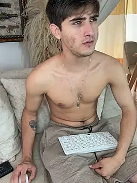 PhilipRich online show from 04-13-26, 03:16