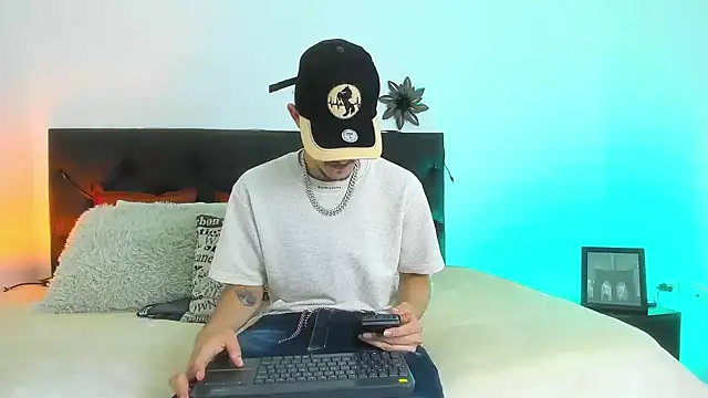 PhilipRich online show from 03-12-25, 09:24