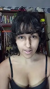 Snapshot of Sw_Mahnenwolf chatting on 12-18-25, 12:09 Sw Mahnenwolf online show from 12-18-25, 12:09