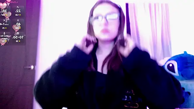 Snapshot of Aurora_blossom__ chatting on 02-21-25, 12:49 Aurora blossom online show from 02-21-25, 12:49