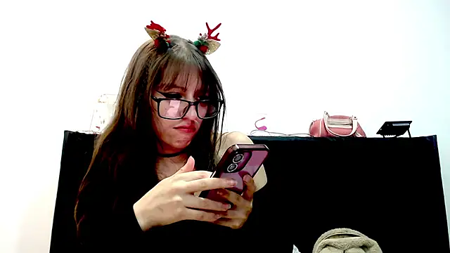 Aurora blossom   online show from 11-20-25, 10:31