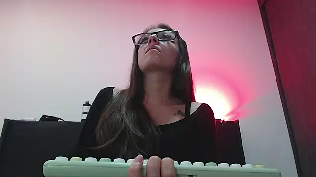 Aurora blossom   online show from 10-28-25, 10:41