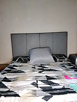 Snapshot of ThickPearlx23 chatting on 02-06-26, 05:03 ThickPearlx23 online show from 02-06-26, 05:03