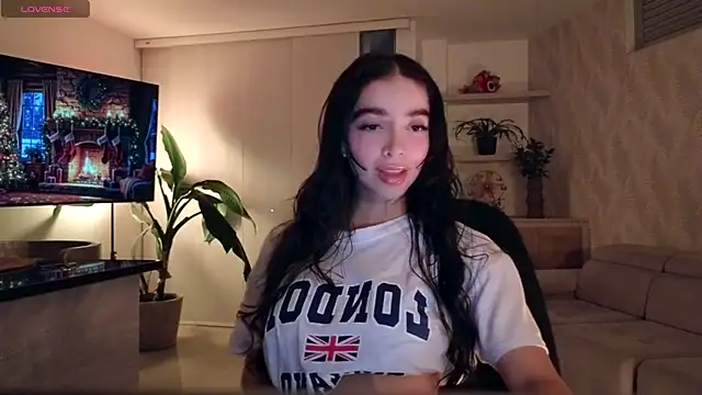 Siny Moore online show from 11-29-25, 01:28