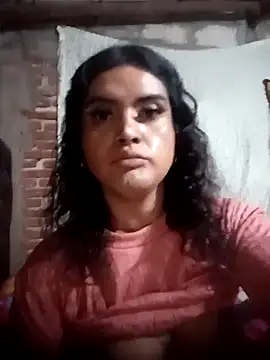 yovana13 online show from 09-26-25, 12:23