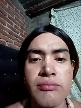 yovana13 online show from 12-15-25, 02:17