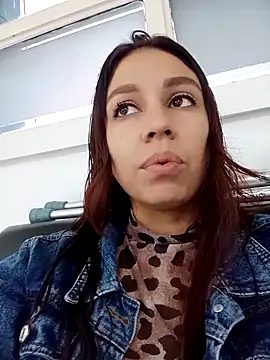 Snapshot of Luci_And_Sofi chatting on 02-24-26, 11:55 Luci And Sofi online show from 02-24-26, 11:55