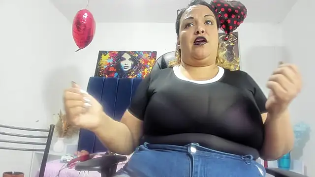 Dubraska1 online show from 12-22-25, 09:37