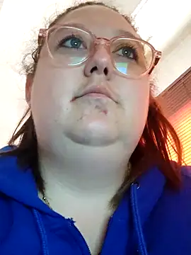 Chloee ep online show from 02-14-25, 03:05