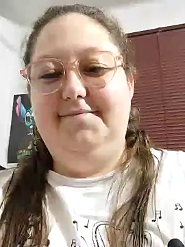 Chloee ep online show from 01-26-25, 03:59