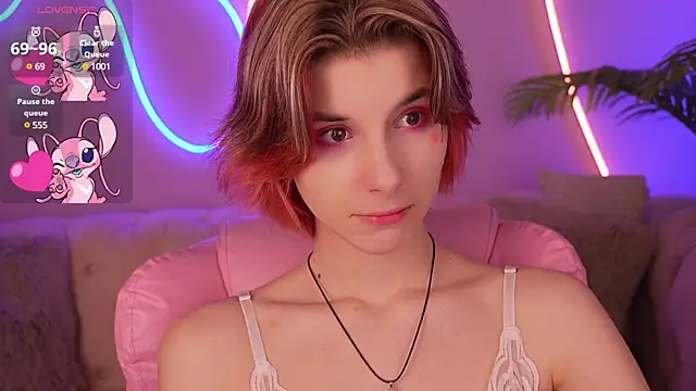 HaylaAmber online show from 02-14-25, 08:05