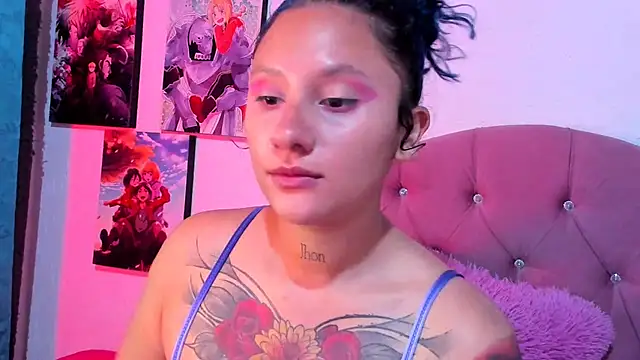 Snapshot of Mila_nixon02 chatting on 04-19-26, 03:29 Mila nixon02 online show from 04-19-26, 03:29