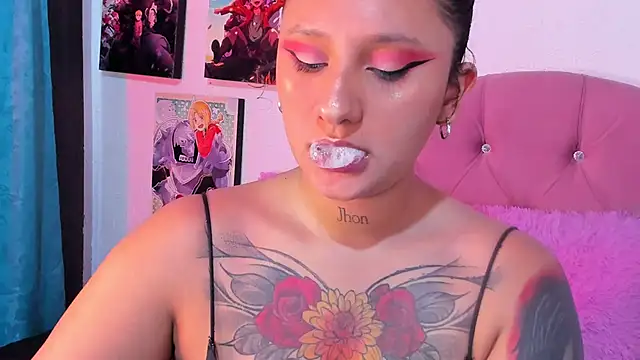 Snapshot of Mila_nixon02 chatting on 10-08-25, 05:02 Mila nixon02 online show from 10-08-25, 05:02