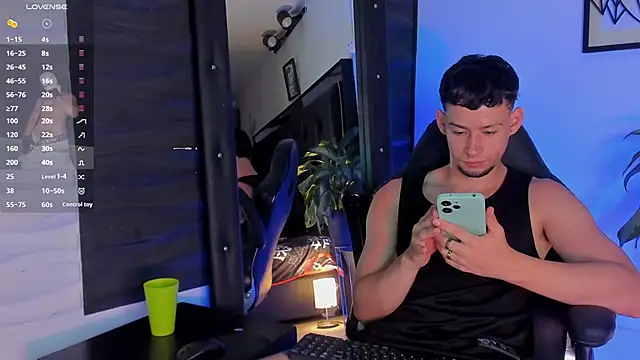 JadeSmiith  online show from 10-31-25, 11:11