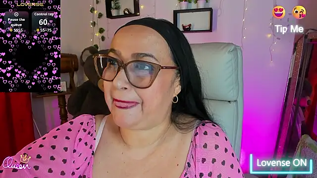 Gia Nahomi online show from 03-05-26, 10:59