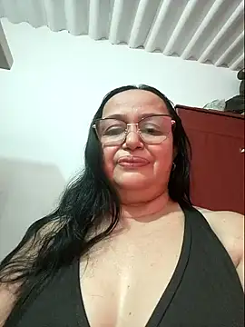 Gia Nahomi online show from 01-11-25, 10:07