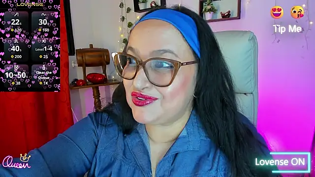 Gia Nahomi online show from 03-22-26, 09:49