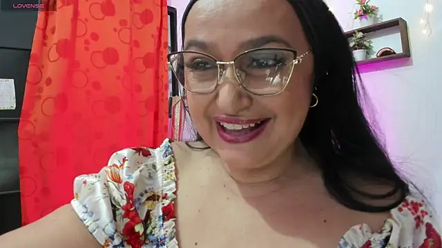 Gia Nahomi online show from 01-06-26, 10:14