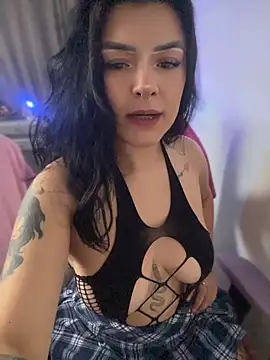Snapshot of Alahia7demon chatting on 05-12-26, 10:16 Alahia7demon online show from 05-12-26, 10:16