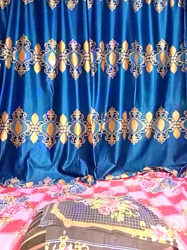Snapshot of Hot_Maleka chatting on 03-05-25, 02:03 Hot Maleka online show from 03-05-25, 02:03