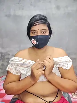 Snapshot of Hot_Maleka chatting on 09-24-25, 12:51 Hot Maleka online show from 09-24-25, 12:51