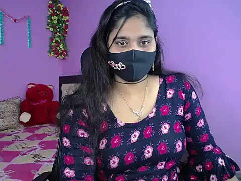 Snapshot of Hot_Maleka chatting on 02-10-26, 04:06 Hot Maleka online show from 02-10-26, 04:06