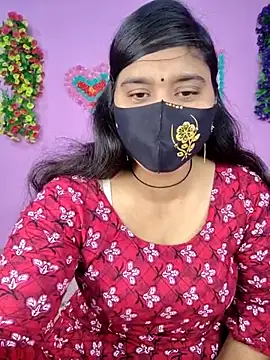 Snapshot of Hot_Maleka chatting on 12-14-25, 01:12 Hot Maleka online show from 12-14-25, 01:12