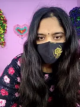 Snapshot of Hot_Maleka chatting on 12-15-25, 01:22 Hot Maleka online show from 12-15-25, 01:22