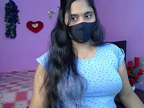 Snapshot of Hot_Maleka chatting on 04-29-26, 05:30 Hot Maleka online show from 04-29-26, 05:30