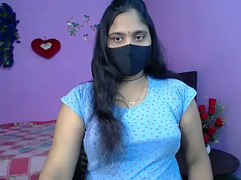 Snapshot of Hot_Maleka chatting on 04-30-26, 04:36 Hot Maleka online show from 04-30-26, 04:36