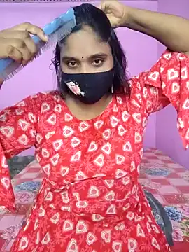 Snapshot of Hot_Maleka chatting on 09-29-25, 04:34 Hot Maleka online show from 09-29-25, 04:34