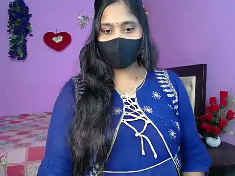 Snapshot of Hot_Maleka chatting on 04-29-26, 04:44 Hot Maleka online show from 04-29-26, 04:44