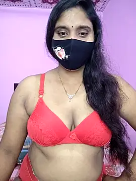 Snapshot of Hot_Maleka chatting on 10-14-25, 02:39 Hot Maleka online show from 10-14-25, 02:39