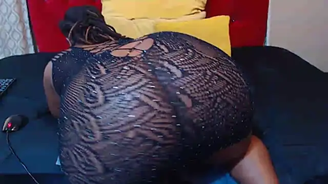 sexychocolatbox10 online show from 03-24-26, 08:03