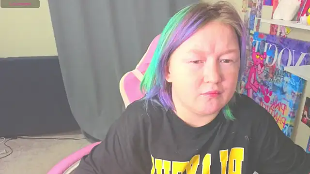 Snapshot of Sara_Robinson chatting on 07-18-26, 03:04 Sara Robinson online show from 07-18-26, 03:04