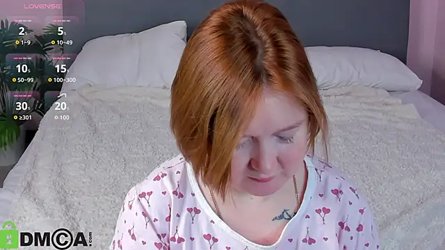 Sara Robinson online show from 11-19-25, 03:06