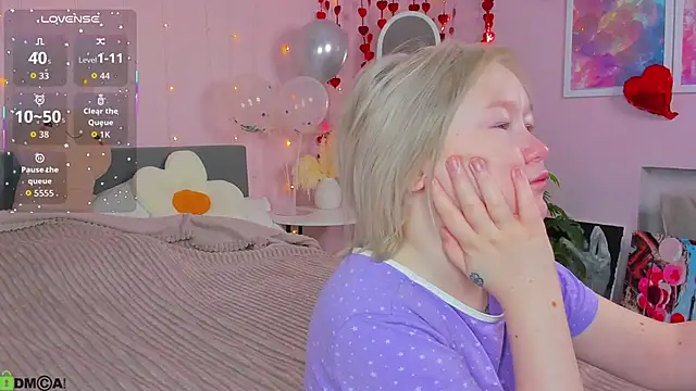 Sara Robinson online show from 02-24-26, 03:07