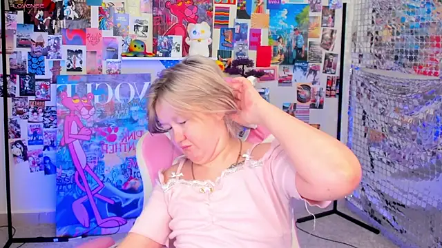 Sara Robinson online show from 03-29-26, 02:46