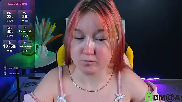 Sara Robinson online show from 02-21-25, 01:22