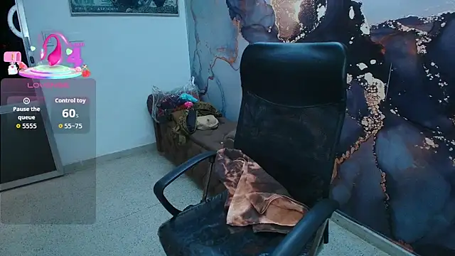 DanaaRey online show from 09-30-25, 02:45