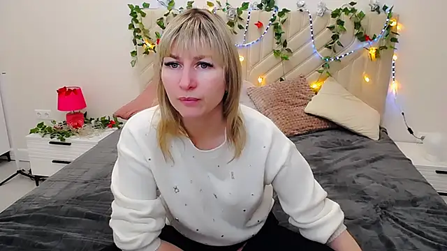Snapshot of Incredible_Ariela chatting on 03-06-25, 10:41 Incredible Ariela online show from 03-06-25, 10:41